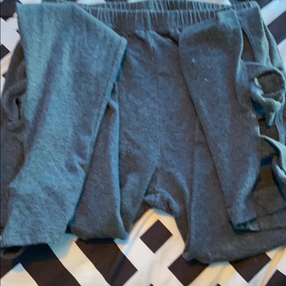Gray leggings
